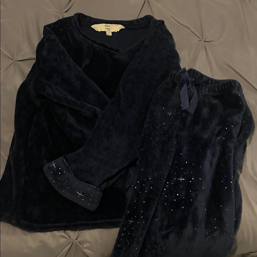 Cozy Navy Pajama Set with Star Accents
